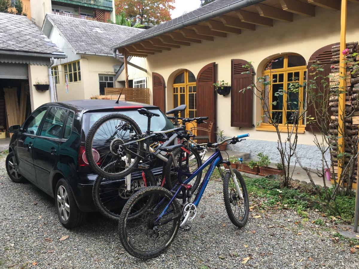 Charmant Appartement Sur Cour, Le Berlingott Bagneres-de-Bigorre Luaran gambar